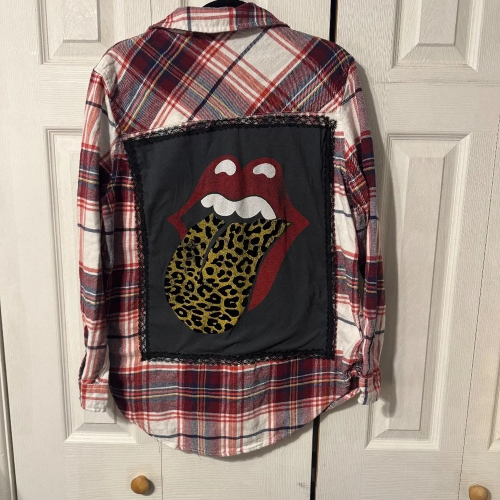 Rolling Stones Back Piece Upcycled Graphic T-Shirt & Flannel - Size Women's Med - Picture 1 of 3